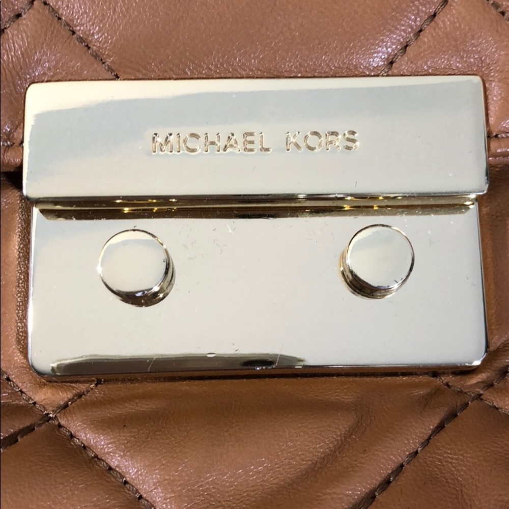 AUTH Michael Kors shoulder bag - Picture 4 of 7